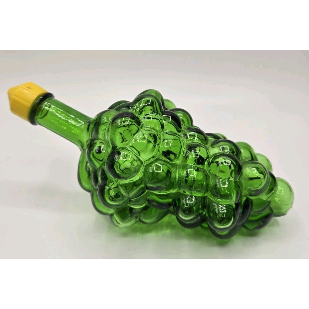 Vtg 70s Grape Shaped White Wine Bottle From Italy Orvieto Nello Gori Green Glass